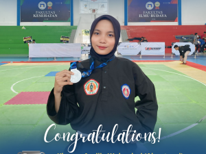 Khusna Aprilia Wulandari raih Juara 2 Tanding Kelas A Putri Kejuaraan Nasional UDINUS CUP lll